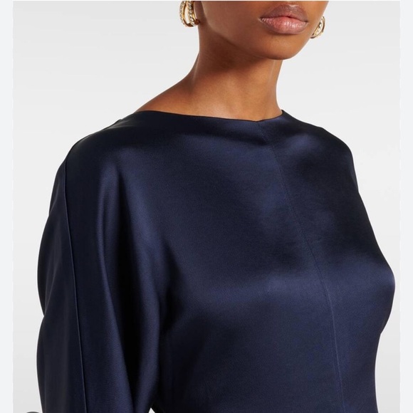 Zara Tops - 🌷 Zara Satin Effect Blouse - NWT 🌷